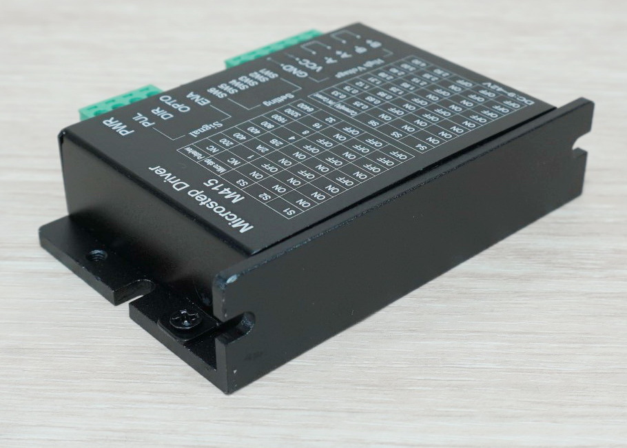 M415 Microstep Driver Peak 4A, 9-42 VDC [Aluminum Cover] 2-Phase