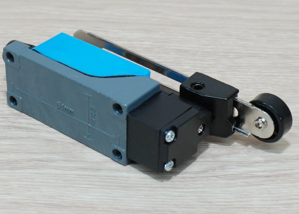 ME(TZ)-8108 Limit Switch AC 250V/5A (Copper Contacts) IP64