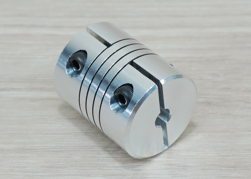 5 x 8 mm RB-Flexible Shaft Coupling D25 L30 mm (Hex Screw)
