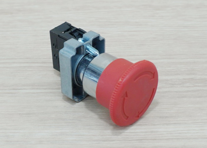 XB2-BS541 (1NO / ZB2-BE101) Contact Twist Emergency Push Button Switch 22mm