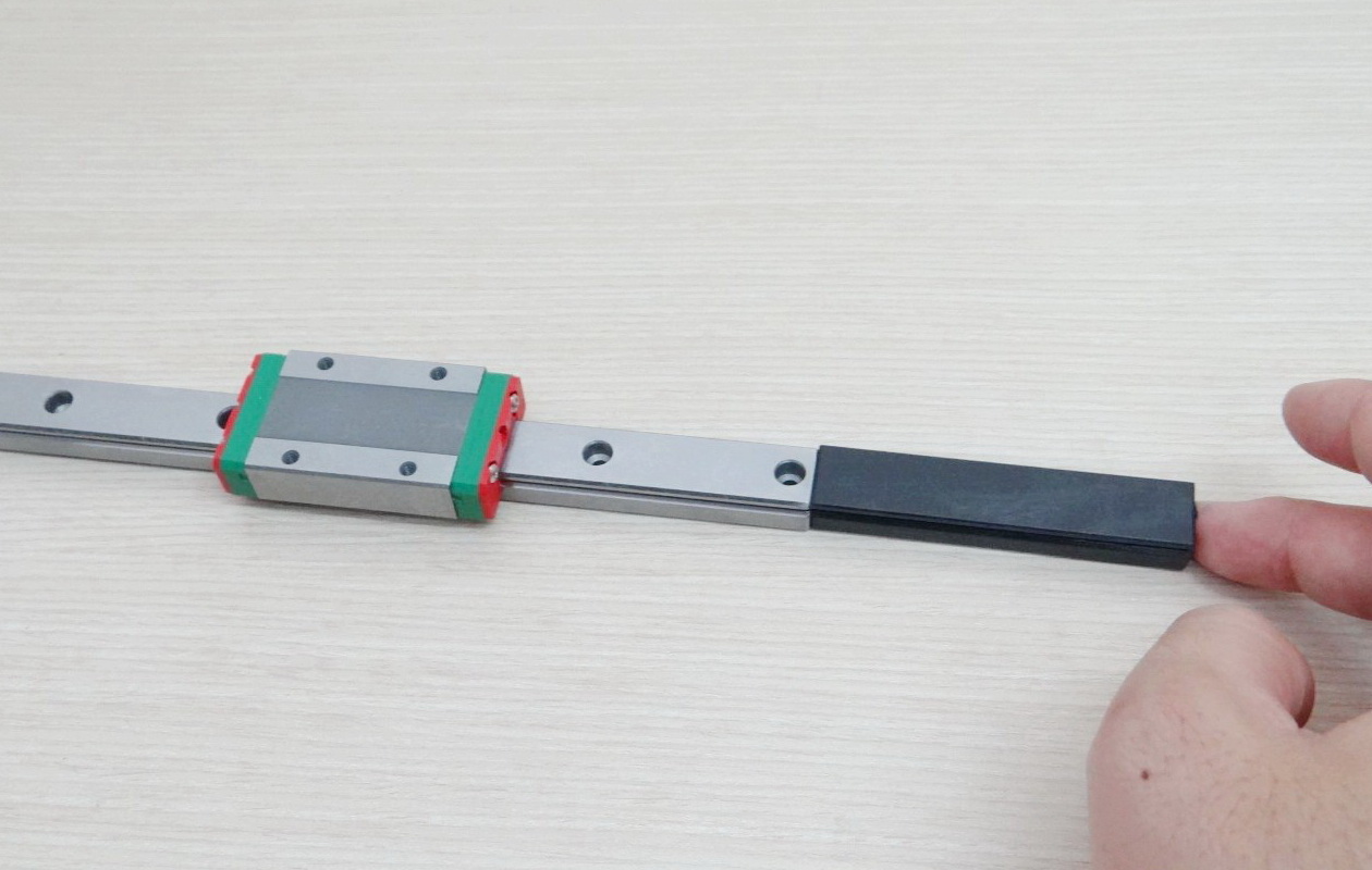 MGN15R - Linear Guide Rail Length 500mm