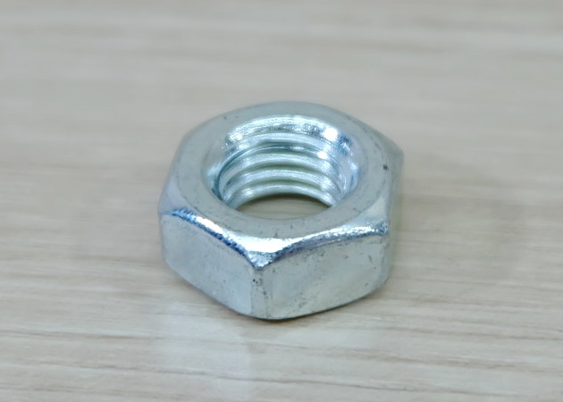 Hex Nuts M10x1.5mm (20ตัว/ถุง) Carbon Steel Galvanized