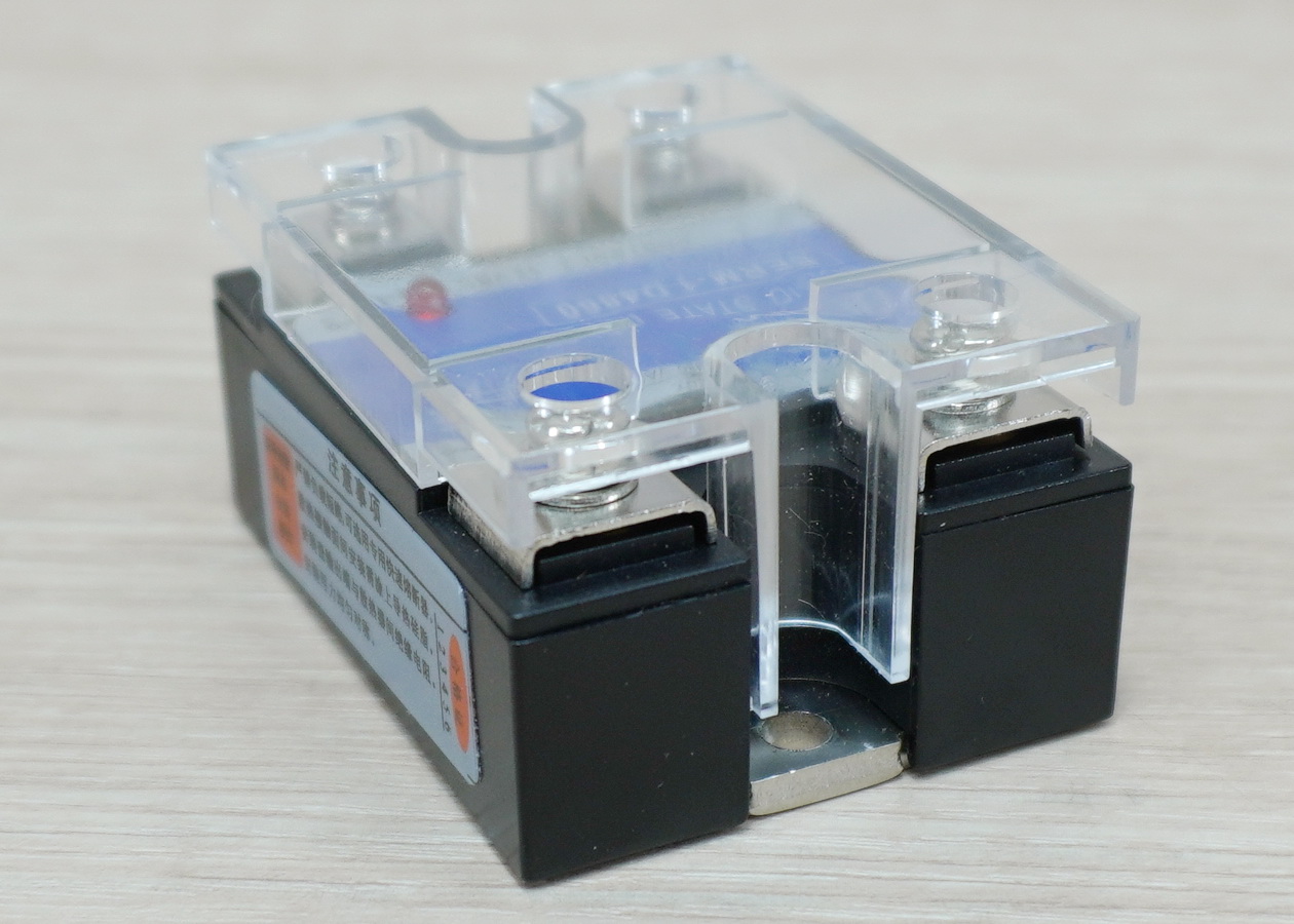 BERM-1 D4810 Solid State Relay, SSR 10A input 3-32VDC output 24-480VAC