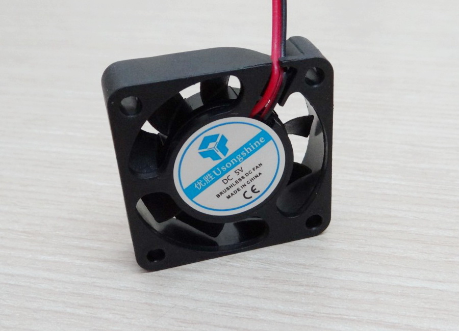 Fan 40 x 40 x10 mm DC 5V (Oil Bearing)