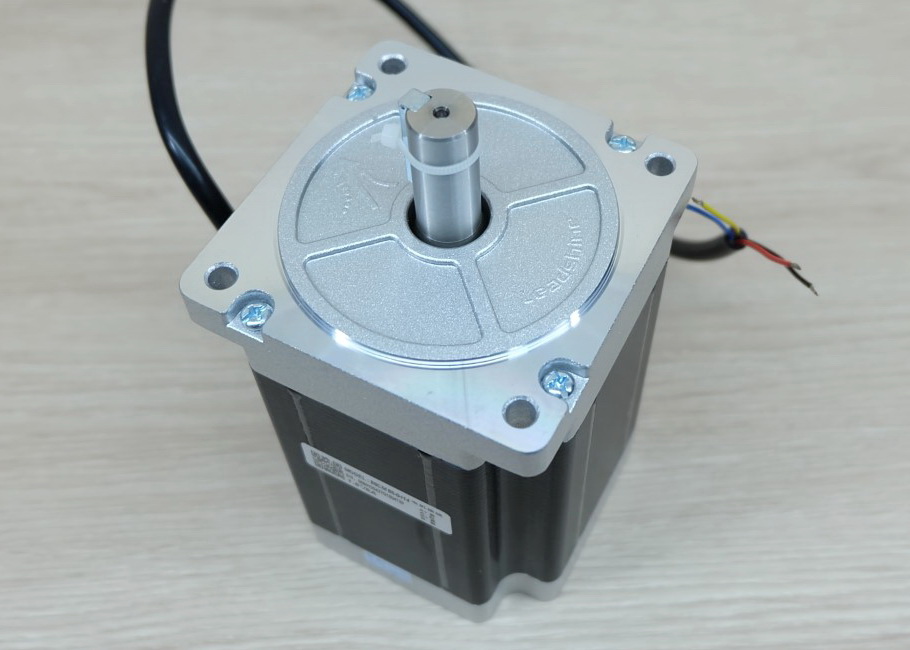 Leadshine - Stepper Motor (Nema34) แรงบิด 8.5N.m 6A Shaft 14mm (86CM85-0-I14)