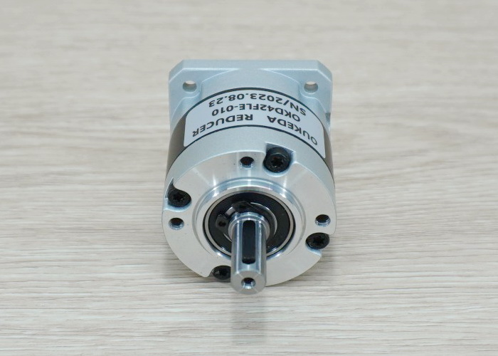 Precision Planetary Gearbox Ratio 10:1 NEMA17 Speed Reducer (Shaft: IN 5mm - OUT 8mm)