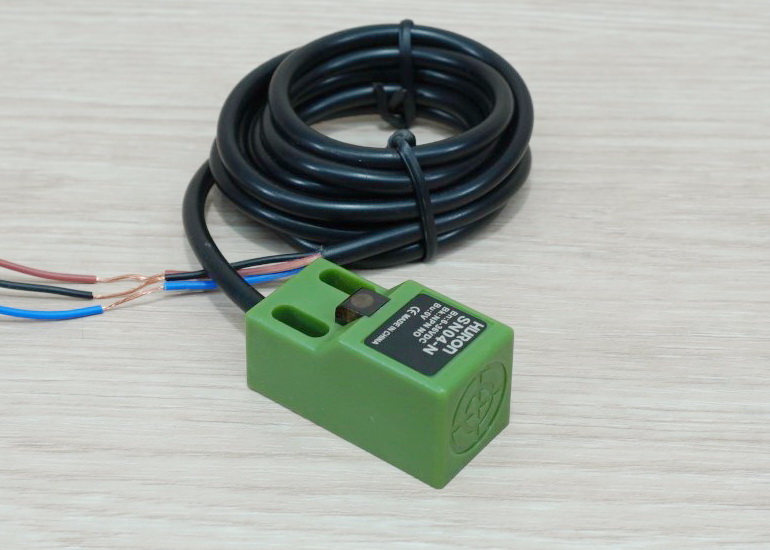 SN04-N (NPN, NO ระยะ 4mm) 6-36V DC Inductive Proximity Switch