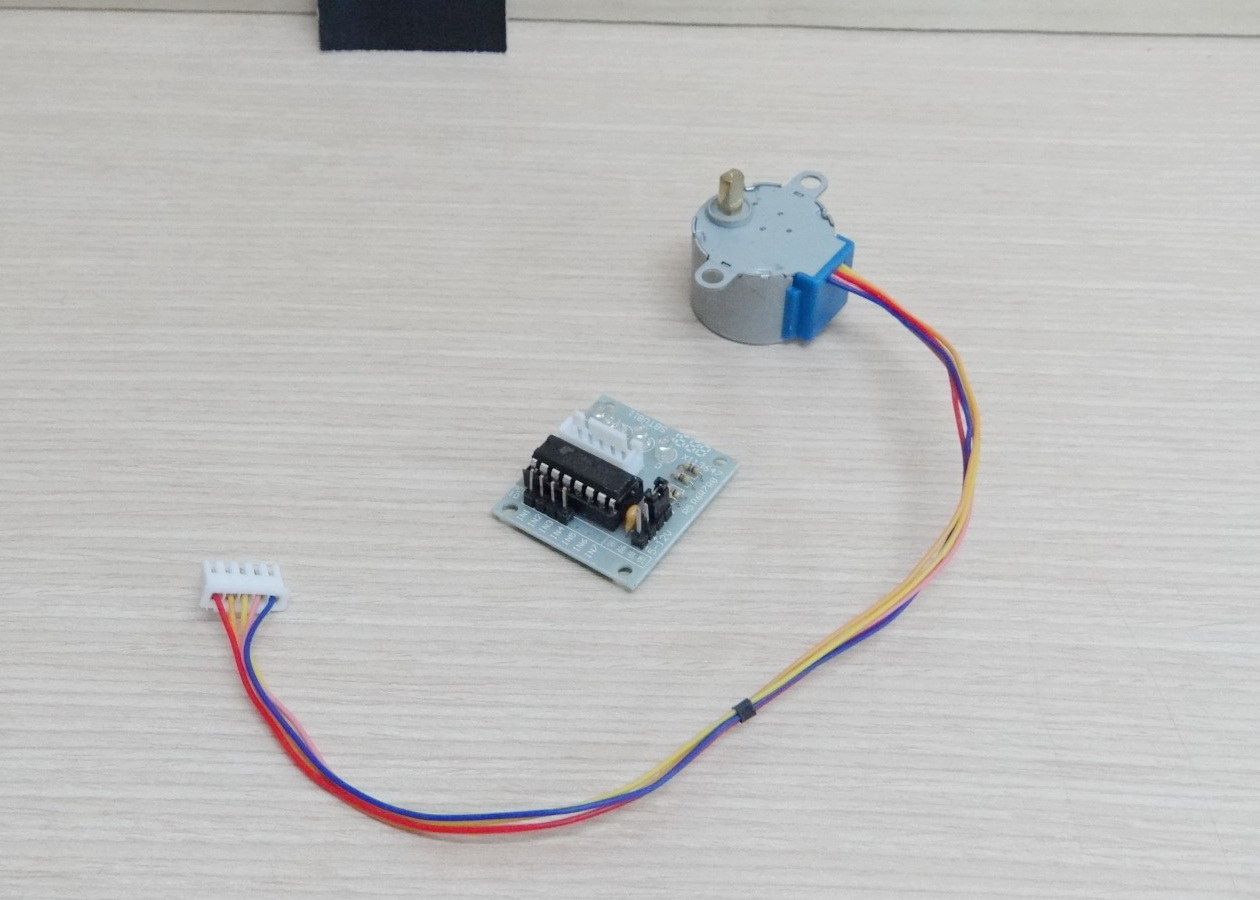 5V Stepper motor 28BYJ-48 + ULN2003 driver