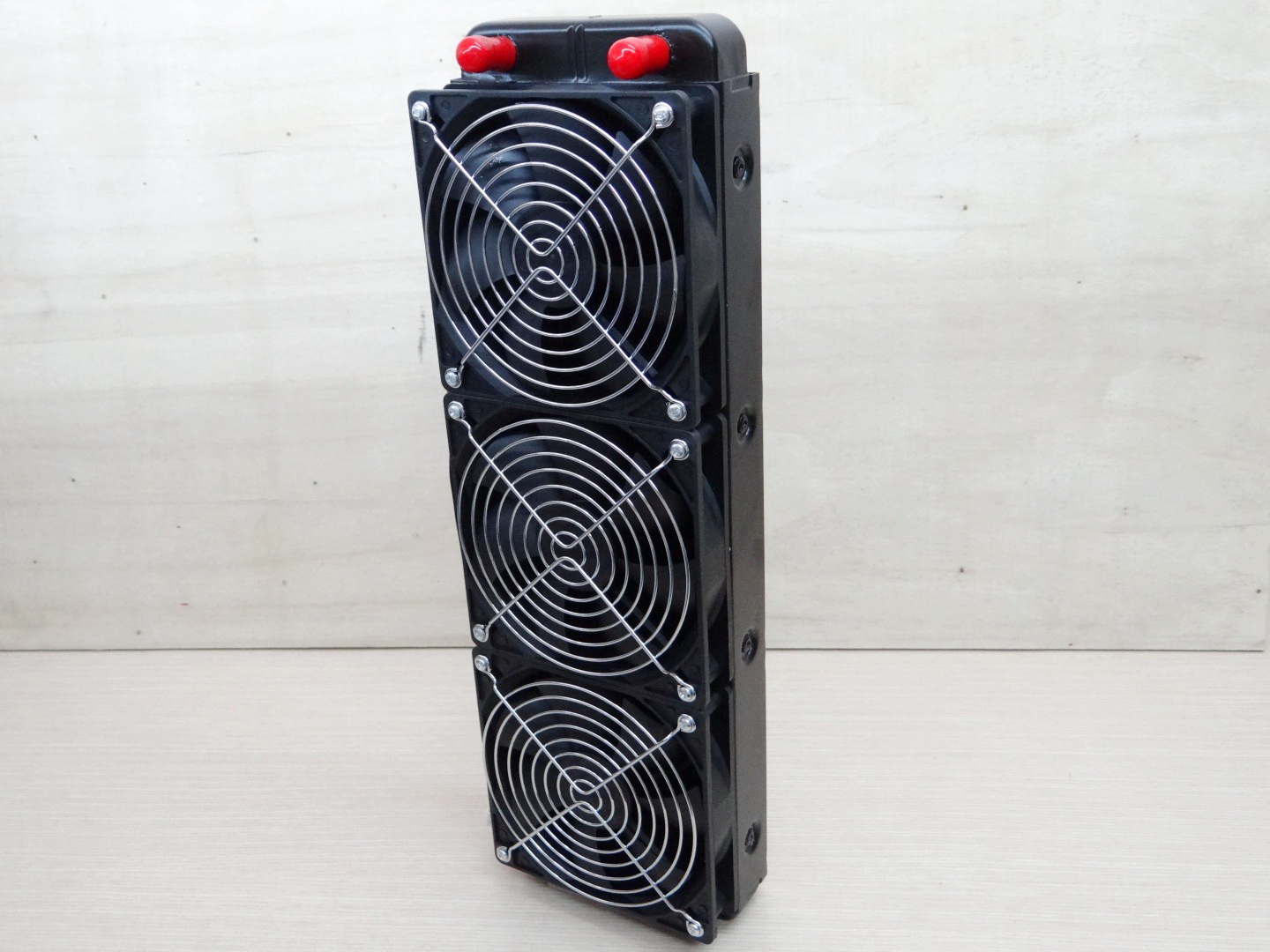 360mm (หัวจุก 10mm) Aluminum Radiator Water Cooling 18 Tube Heat Exchanger + 3 Fan 12V DC