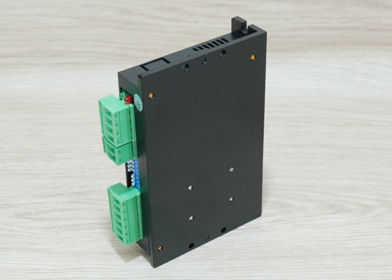 M542C (Leadshine) Microstep Driver Peak 4.2A, 24-48 VDC 2-phase