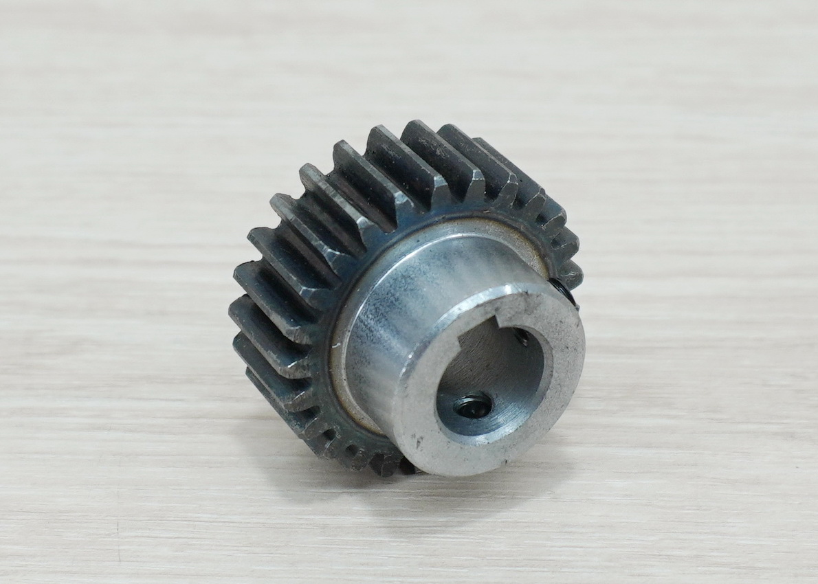 Spur Gear Pinion 1.5 Mod 25Teeth Bore 14mm - Hole & keyway (straight teeth - เฟืองตรง)