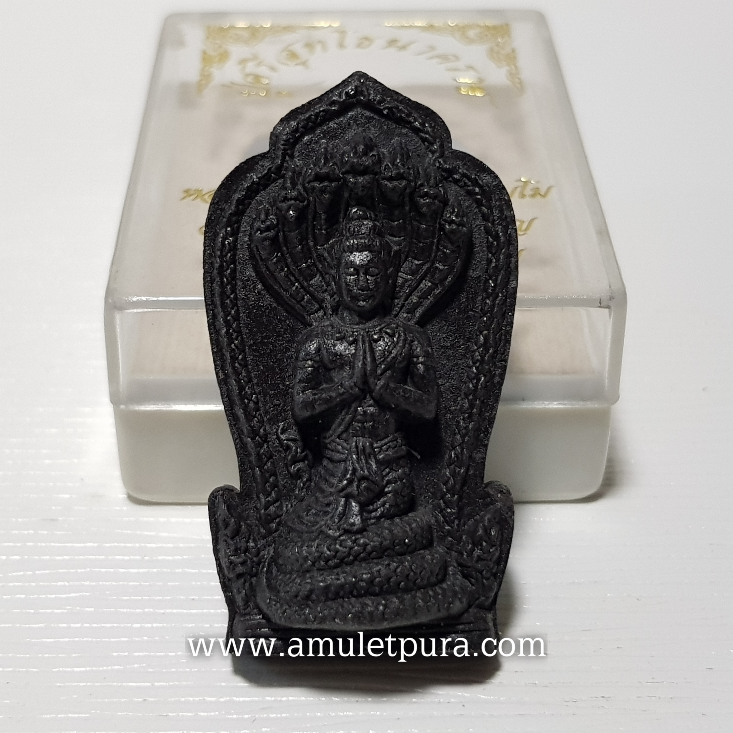ปู่ศรีสุทโธนาคราช(เนื้อดำหลังฝังพลอยโรยแร่เหล็กไหล)ปี54 หลวงปู่เหมือน สำนักสงฆ์บ้านดงเจริญ จ.หนองคาย(มีโค้ดกำกับ)