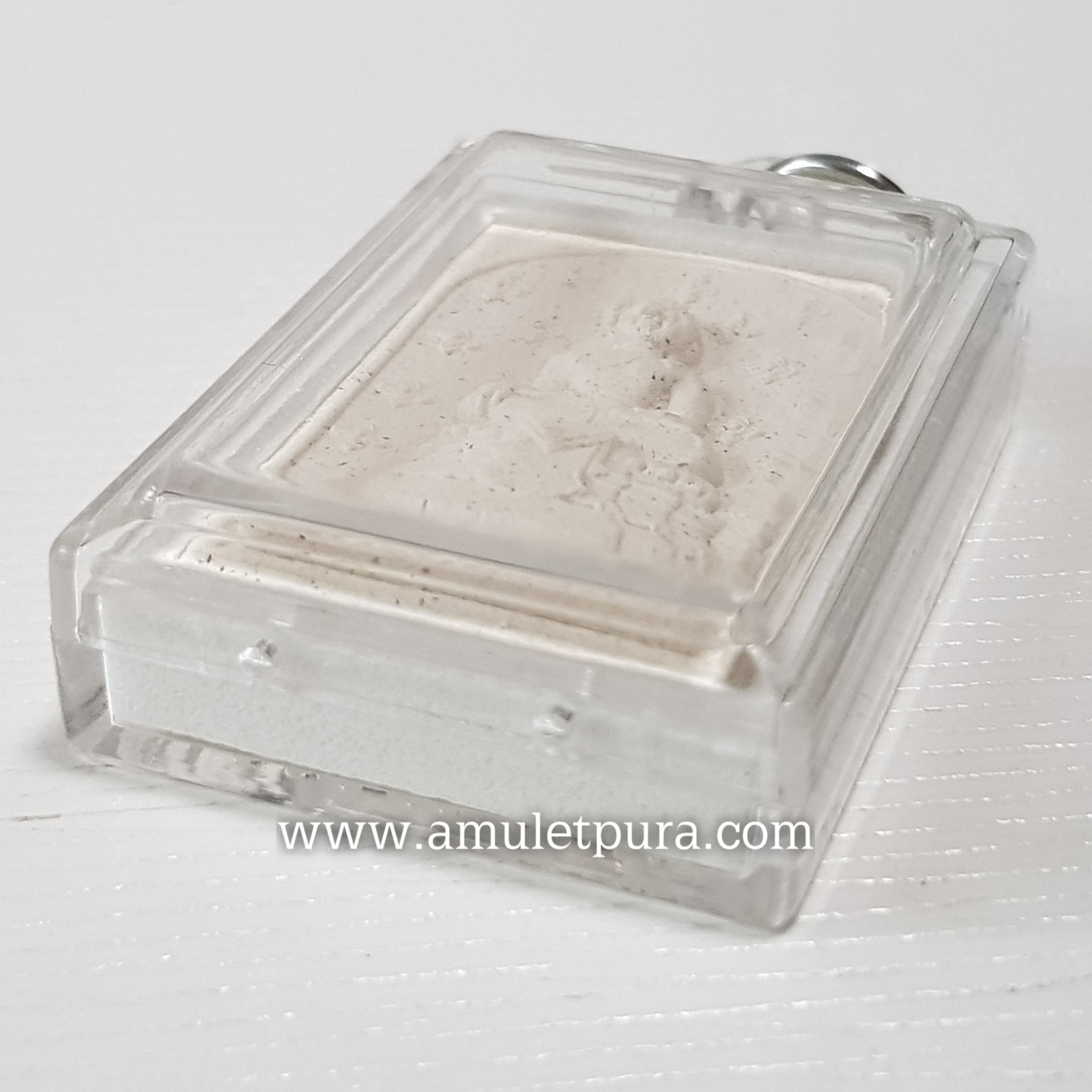 พระผงพระพุทธสิหิงค์(ผงพุทธคุณ)รุ่นพรหมบวร ปี53 วัดบวรนิเวศวิหาร กรุงเทพมหานคร(พร้อมกรอบอะครีลิค มีโค้ด หมายเลข ๑๓๖๐)