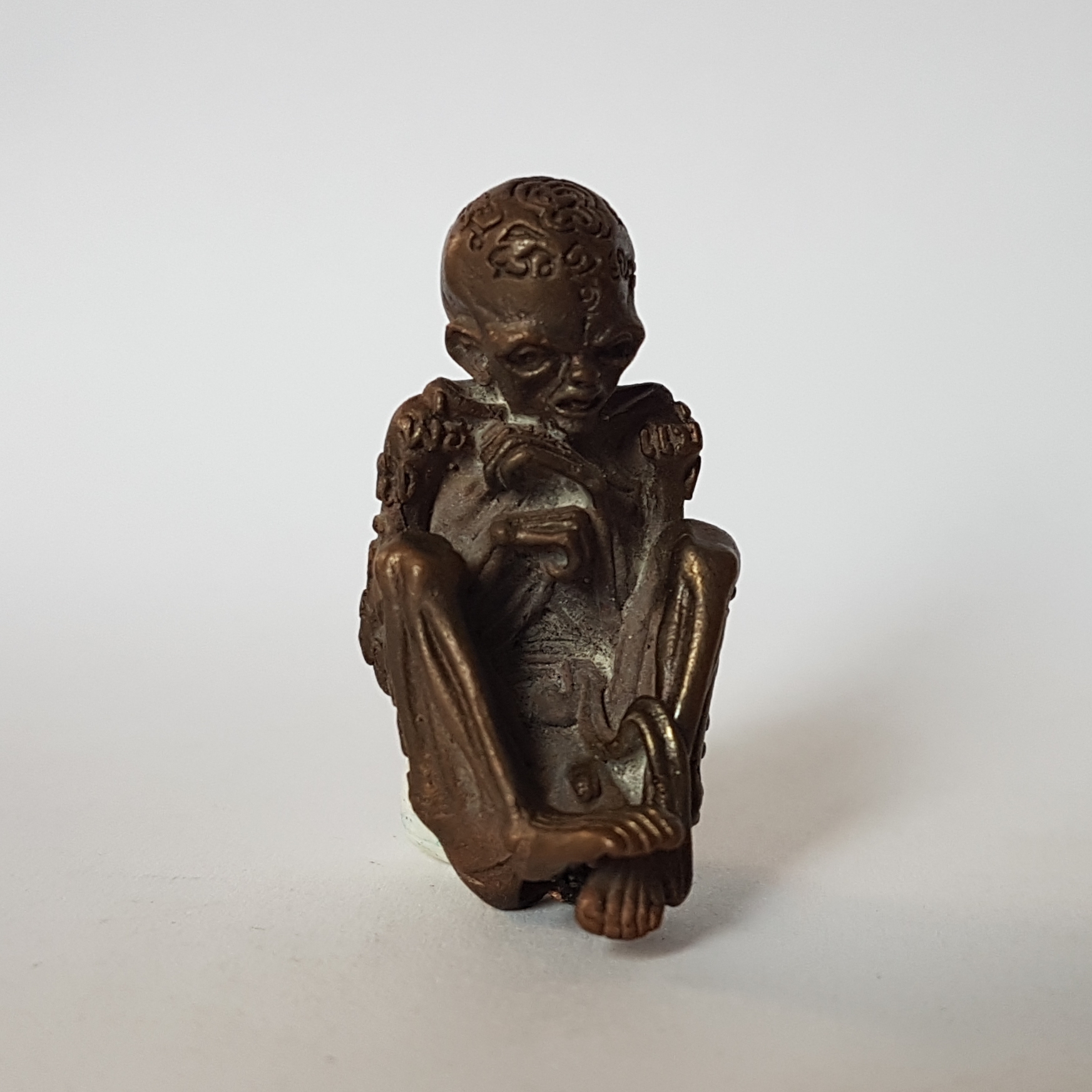 ลูกกรอก รุ่นแรก(ชนวนโลหะ ก้นอุดผงพราย)หลวงพ่อปิ่น วัดหนองเกษร จ.ราชบุรี