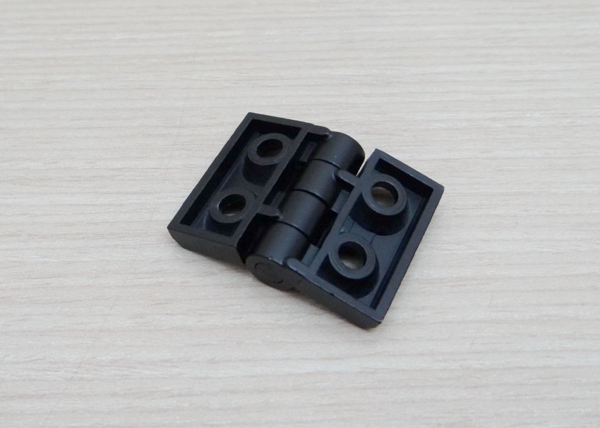 บานพับ Zinc Alloy Hinge for Alu-Profile 2020 ระยะรู 20x14 mm (สีดำ)