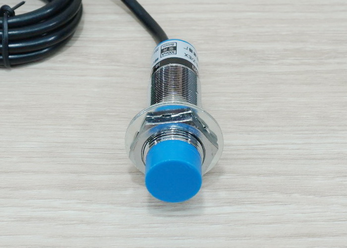 LJ18A3-8-Z/EX (2 Wire, NO ระยะ 8mm) 6-36V DC Inductive proximity switch sensor