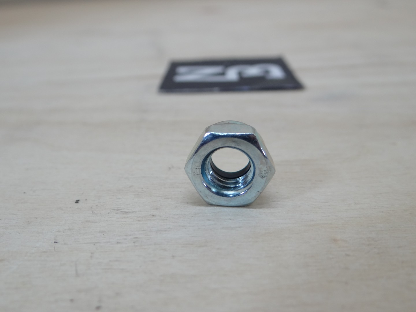 หัวน็อตล็อค Hex Lock Nut M6x1.0 (10ตัว/ถุง)