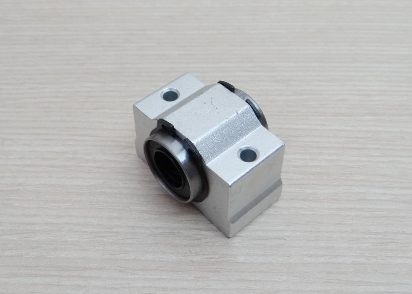 SCV12UU Linear Ball Bearing Block 12mm