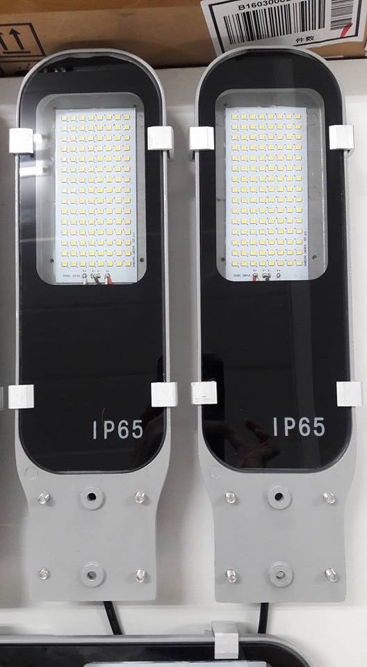 โคมไฟถนน IP65 chip sumsung 12-24Vdc 10W