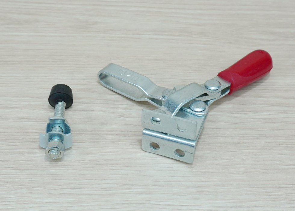 102B - 105mm Vertical Type Toggle Clamp 100kg Holding Capacity