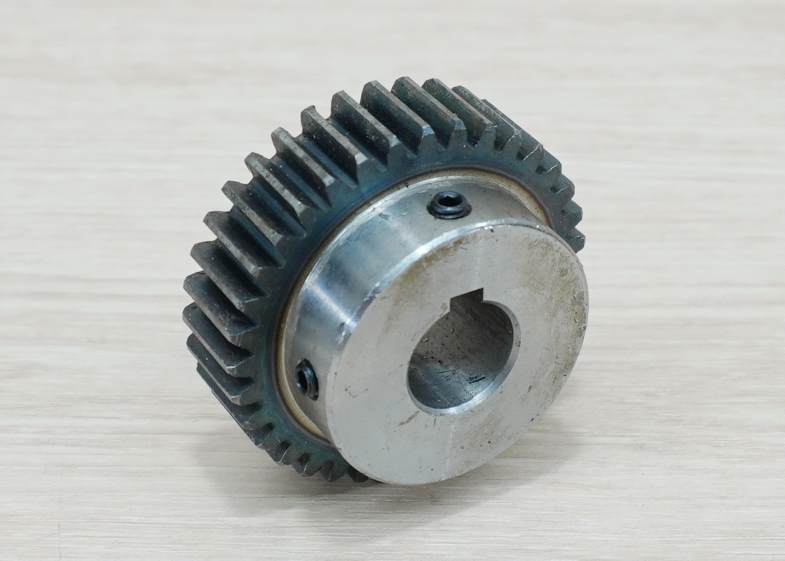 Spur Gear Pinion 1.5 Mod 35Teeth Bore 14mm - Hole & keyway (straight teeth - เฟืองตรง)