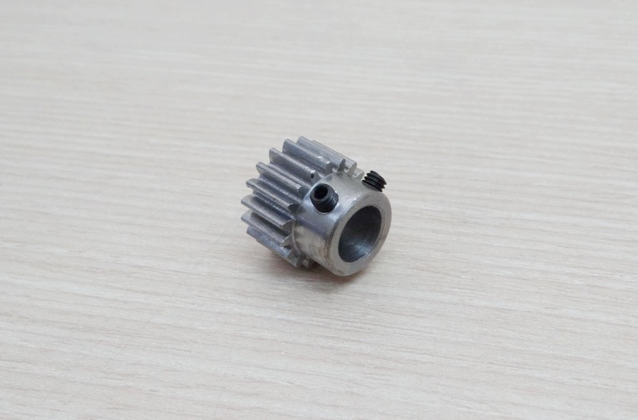 Spur Gear Pinion 1.0 Mod 18Teeth Bore 10mm (straight teeth - เฟืองตรง)