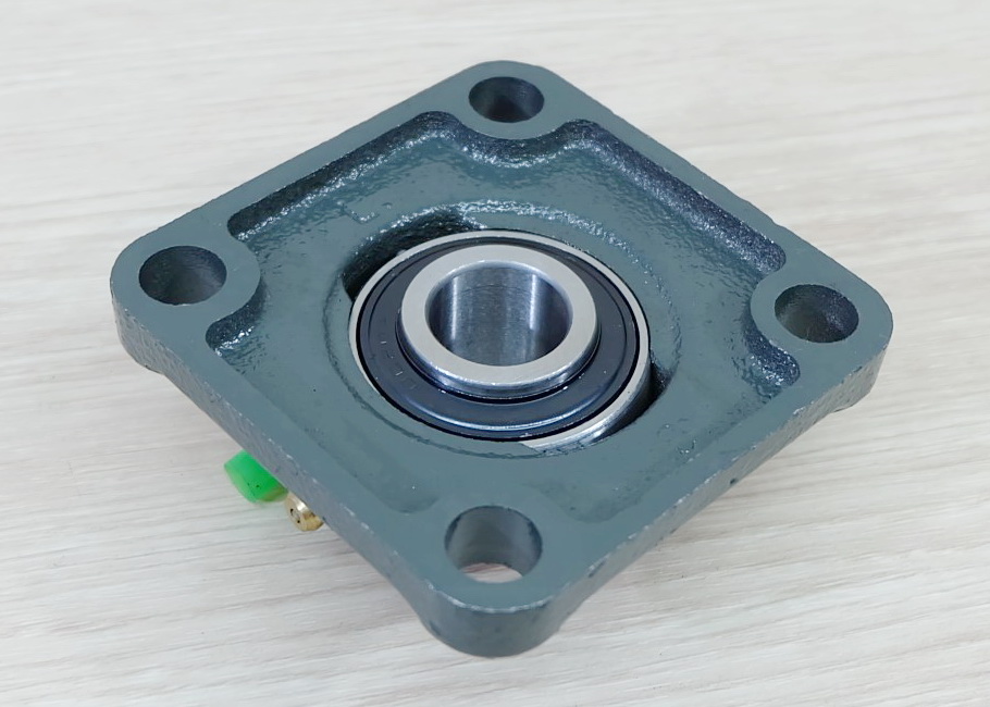 UCF204 Flange Bearing Unit 20mm Cast Iron Housing Self-aligning