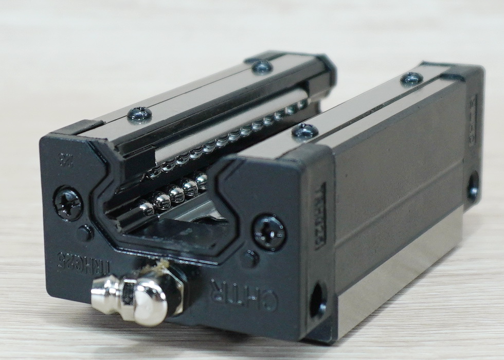 TRH25B Square Slide Block (TRHG25B)