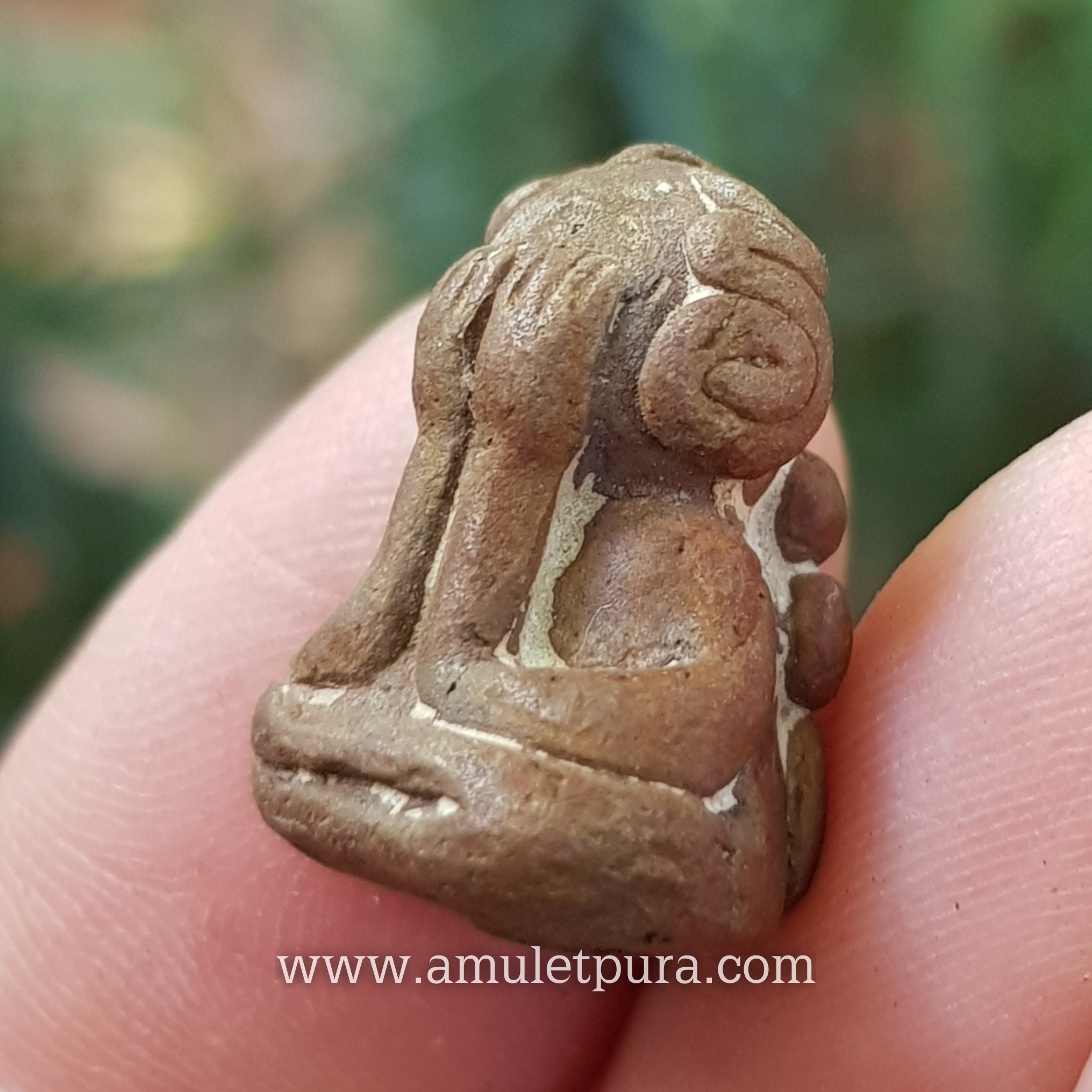 พระปิดตาหล่อโบราณ(เนื้อทองแดงเถื่อน)รุ่นแรก ปี63 หลวงปู่ชัช วัดบ้านปูน จ.พระนครศรีอยุธยา(ตอกโค้ด หมายเลข18)