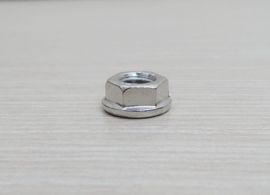 M8 Hex Flange Nut Metal Lock Nuts DIN6923 Nickel Plating (10ตัว/ถุง)