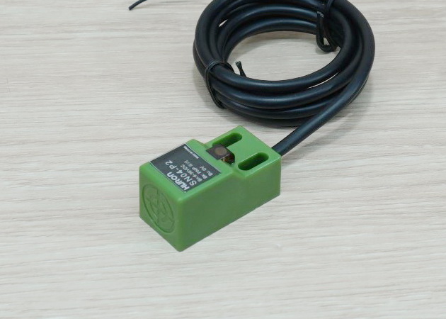SN04-P2 (PNP, NC ระยะ 4mm) 6-36V DC Inductive Proximity Switch