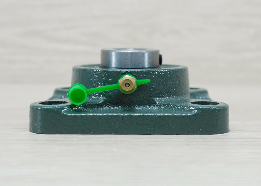 UCF202 Flange Bearing Unit 15mm Cast Iron Housing Self-aligning (โครงของ F204)