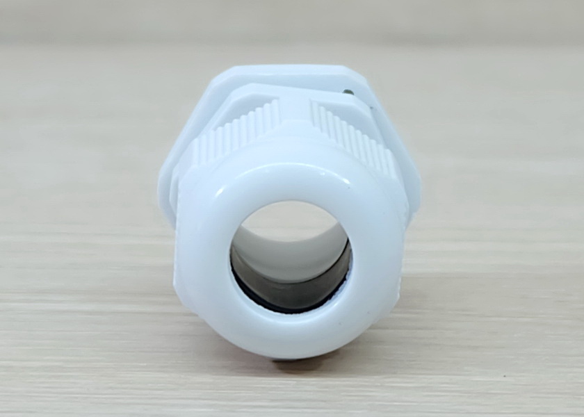 M20 (White) Water-proof Nylon Plastic Cable Gland Connector (แพ็ค 10 ตัว)