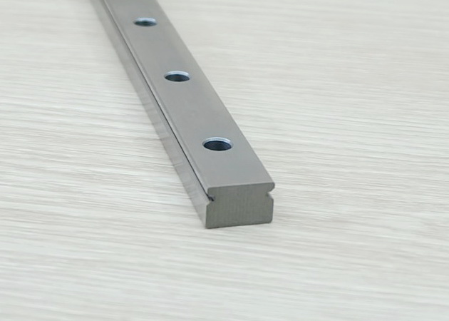 MGN15R - Linear Guide Rail Length 500mm