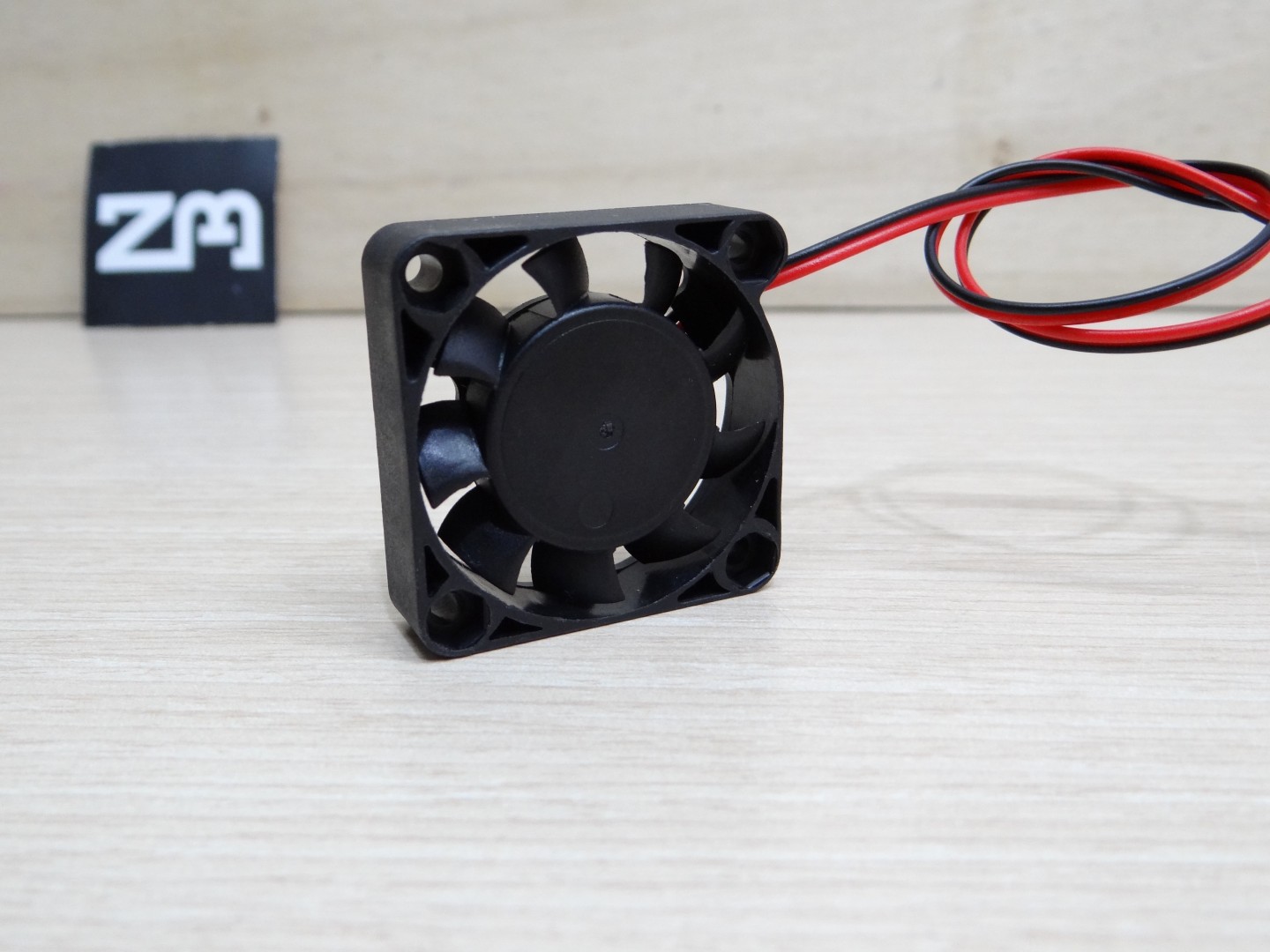 Fan 40 x 40 x10 mm DC 5V (Oil Bearing)