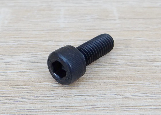สกรูหัวจมดำ Screw M8 ยาว 40mm (10ตัว/ถุง)