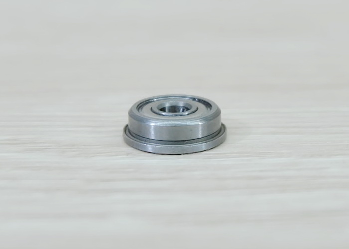 F604ZZ (4x13x4mm) Flange Deep Groove Ball Bearing
