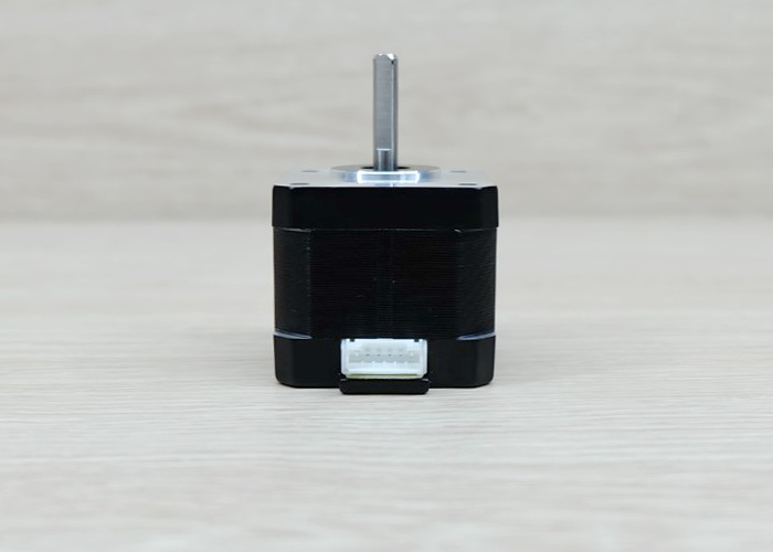 Usongshine - Stepper Motor 0.9° (Nema17) แรงบิด 42 N.cm 1.3A (17HS4401S-0.9) Black End