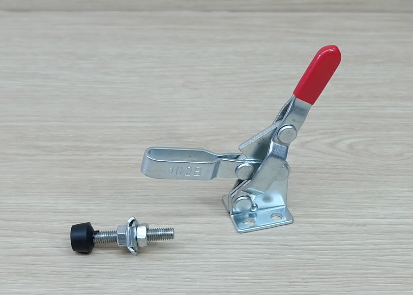 102B - 104mm Vertical Type Toggle Clamp 100kg Holding Capacity