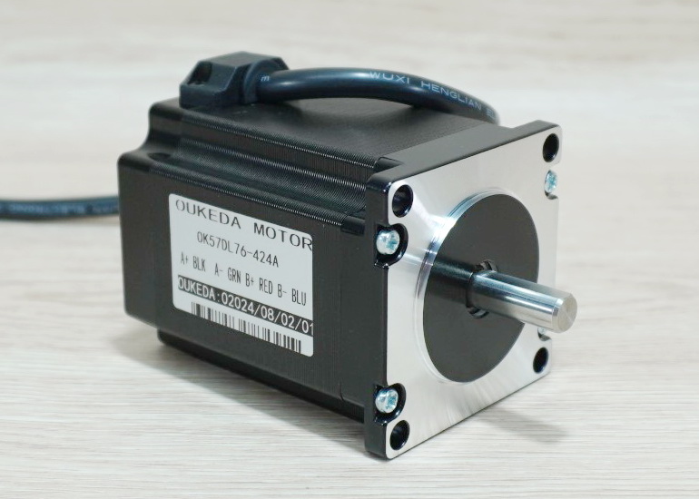 OUKEDA - Stepper Motor (Nema 23) แรงบิด 1.89N.m 4.2A Shaft 8mm (OK57DL76-424A) 50cm Cable
