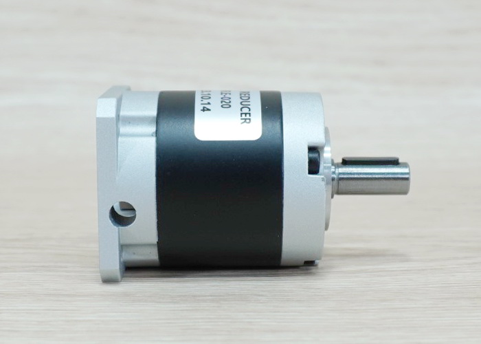 Precision Planetary Gearbox Ratio 20:1 NEMA17 Speed Reducer (Shaft: IN 5mm - OUT 8mm)