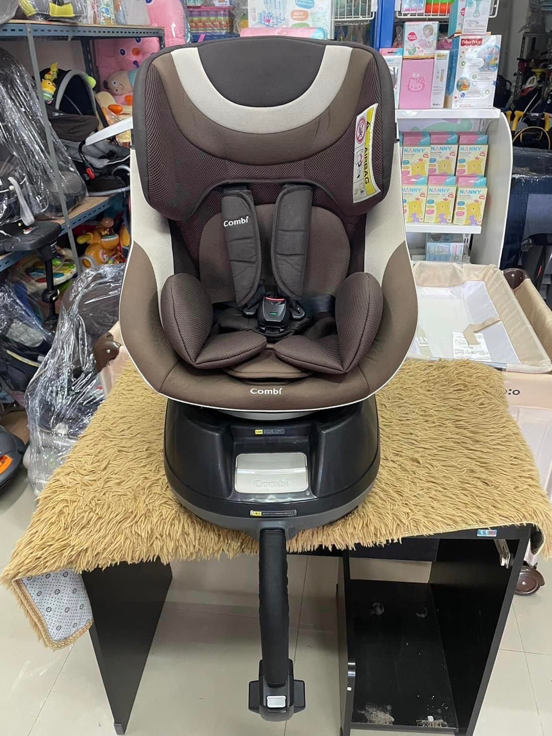 Combi คาร์ซีท Combi Cradling 360 (Neoroom) มาพร้อมซัพพอตก้นแท้สภาพสวย 88%
