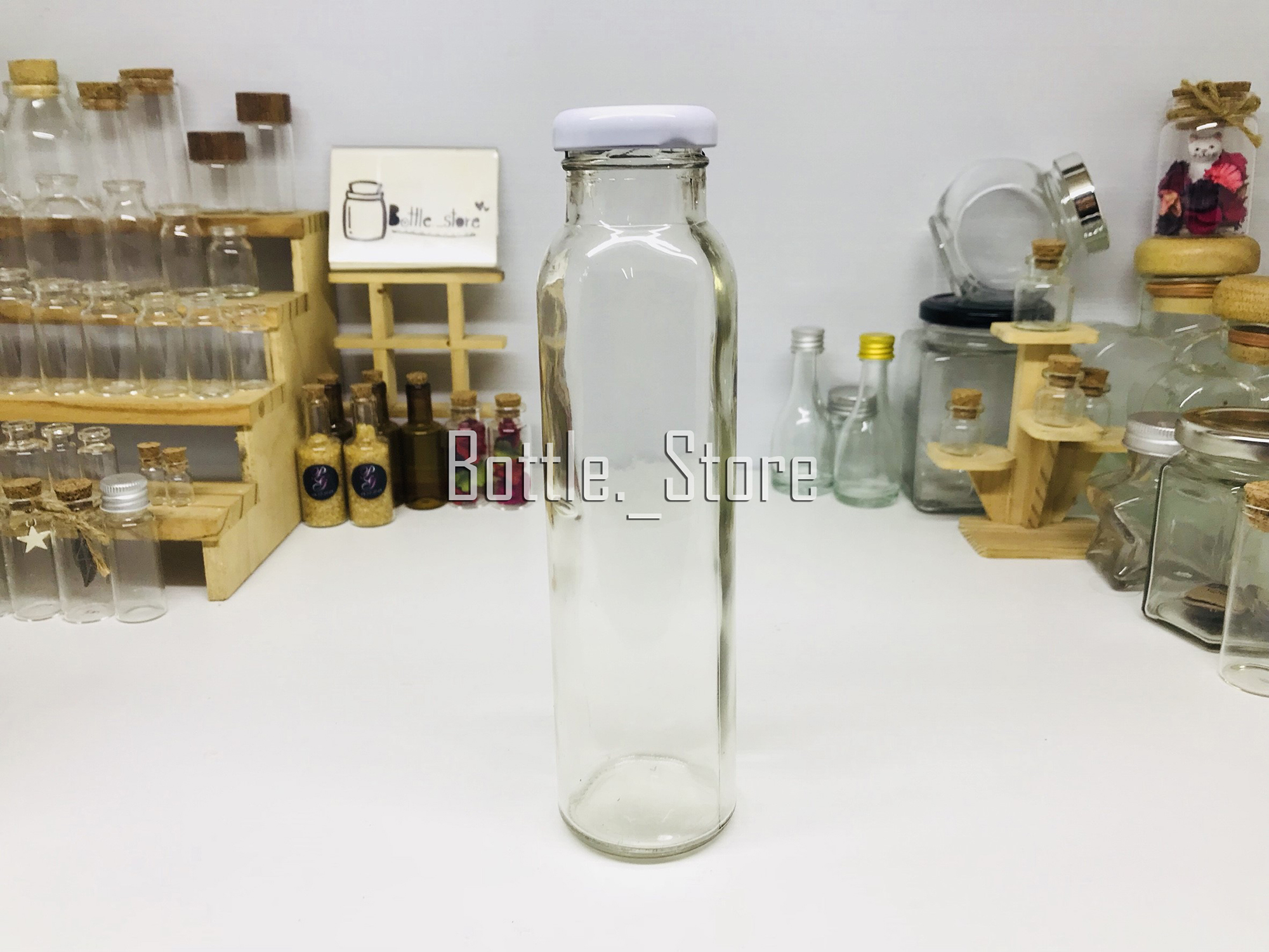 ขวดน้ำผลไม้ทรงสูง 300ml ฝาเกลียวล็อคสีขาว