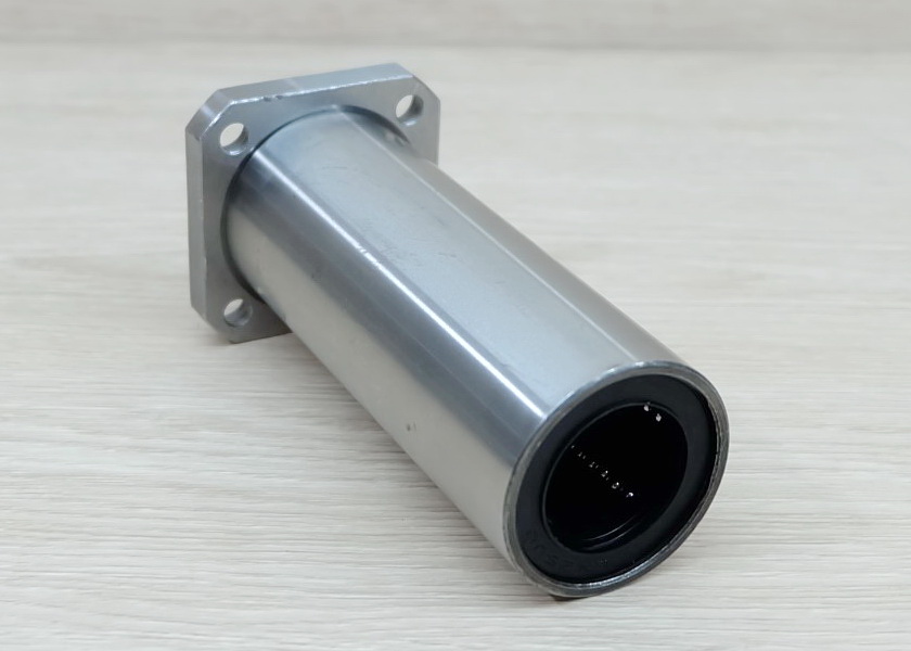 LMK25LUU 25x40x112mm Square Flange Long Linear Ball Bearing 25mm