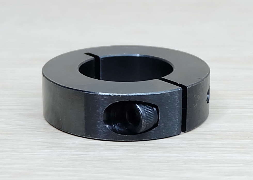SCS 30x54x15 mm (IDxODxThickness) 45 Steel - Open type optical axis fixing ring