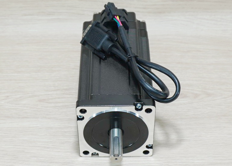 Hybrid Closed-Loop Stepper Motor (Nema34) 86HBS120 แรงบิด 12N.m 5.6A Shaft 14mm + HBS860H Driver