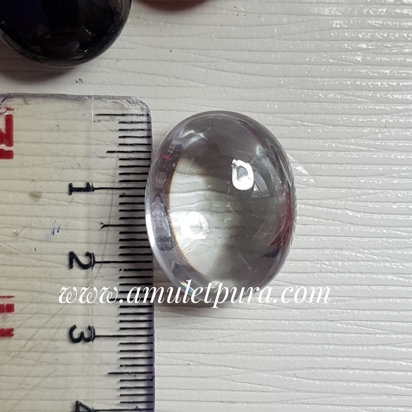 เพชรพญานาค สัณฐานรีหลังเบี้ย ขนาด 2.5 ซ.ม. ทุกสี ยกเว้นสีน้ำเงิน, ฟ้า, เขียว