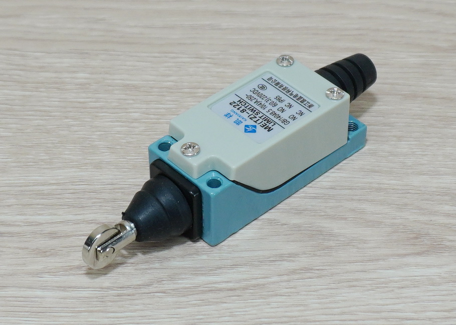 ME(TZ)-8122 Limit Switch AC 250V/6A (Silver Contacts) IP65