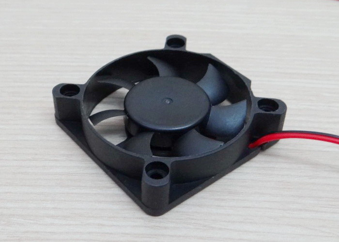 Fan 50 x 50 x 10 mm DC 5V (Oil Bearing)