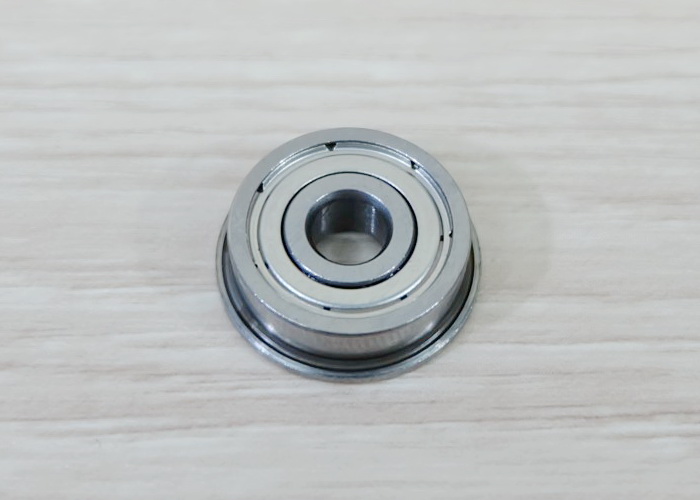 F625zz (5x18x5mm) Flange Deep Groove Ball Bearing